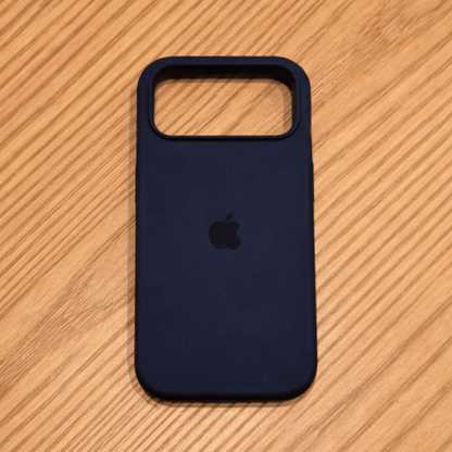 iPhone Silicone MagSafe Case – Soft-Touch Shockproof Cover
