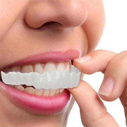 Dental Veneers for Crooked or Stained Teeth – Clip-On Smile Cover, Fast & Comfortable