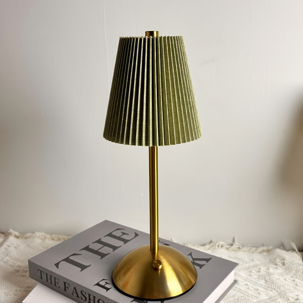 Modern Pleated LED Table Lamp | Touch Control & Rechargeable