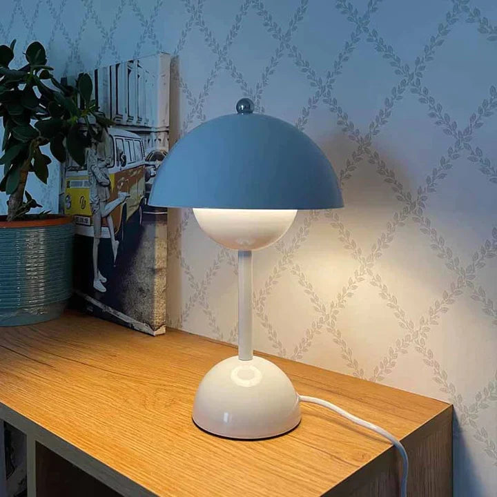 Contemporary Nordic Table Lamp | Mushroom-Style Design