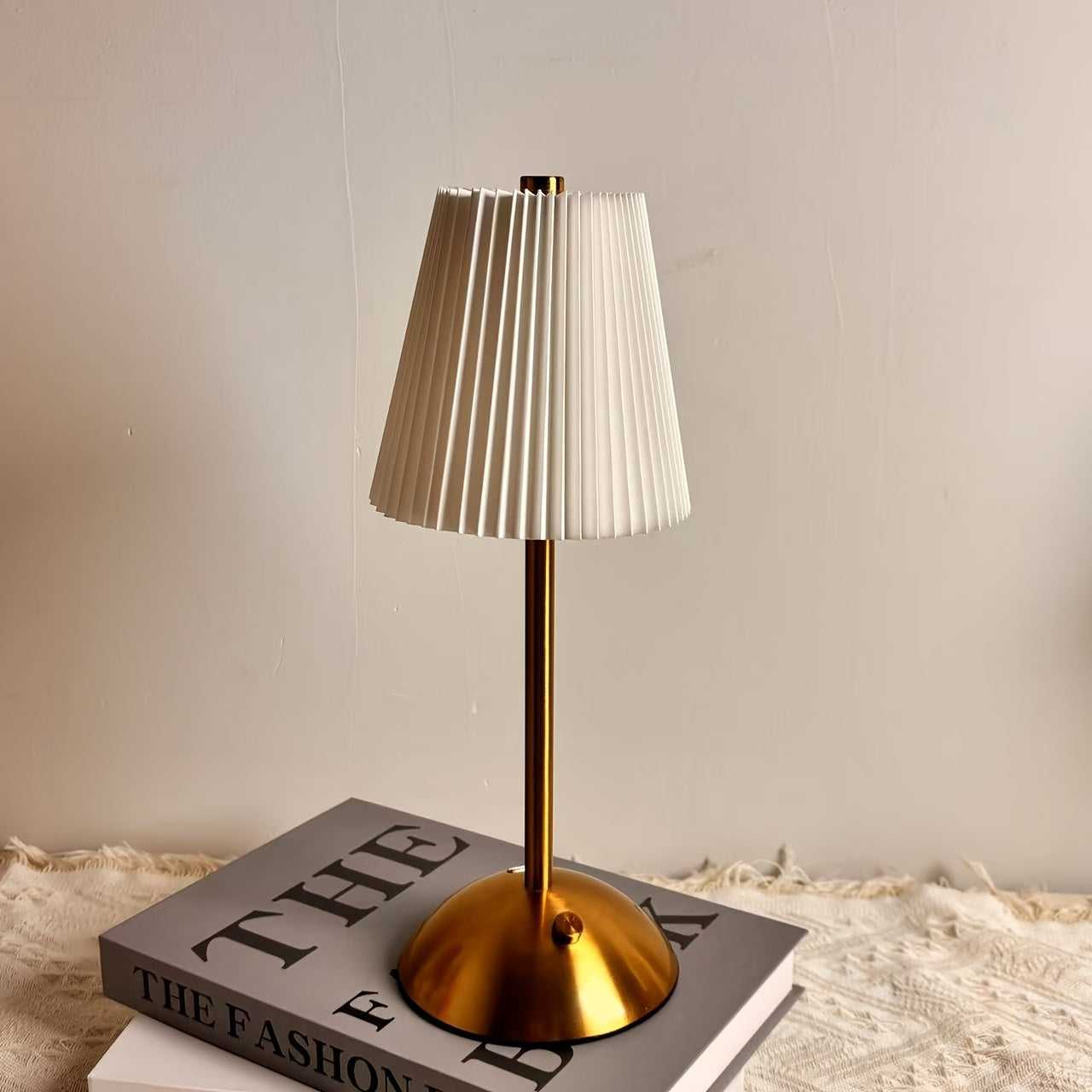 Modern Pleated LED Table Lamp | Touch Control & Rechargeable