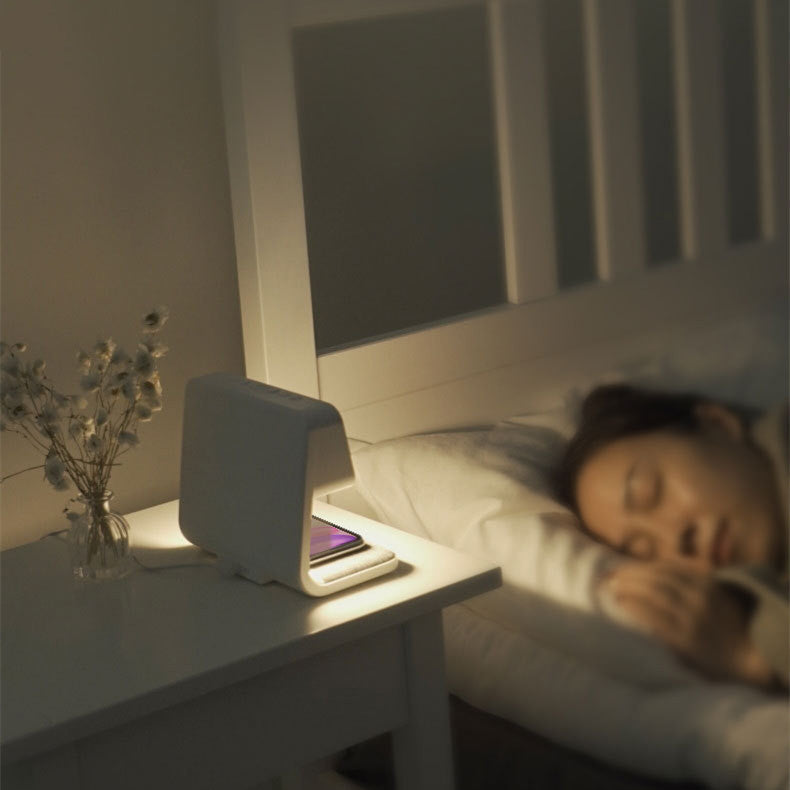 Bedside Lamp with Wireless Charger | 3-in-1 nightstand hub