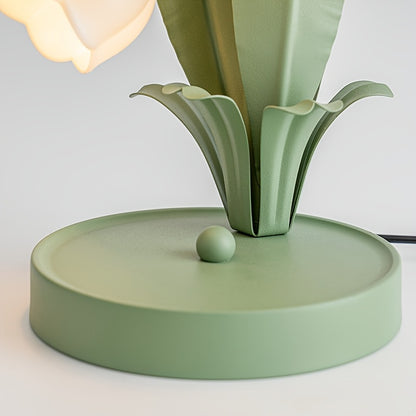 Elegant Floral Table Lamp | Flower Shade & Warm White Light