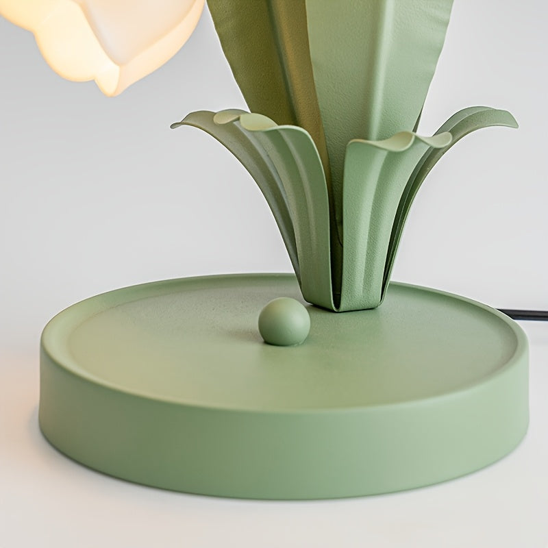 Elegant Floral Table Lamp | Flower Shade & Warm White Light