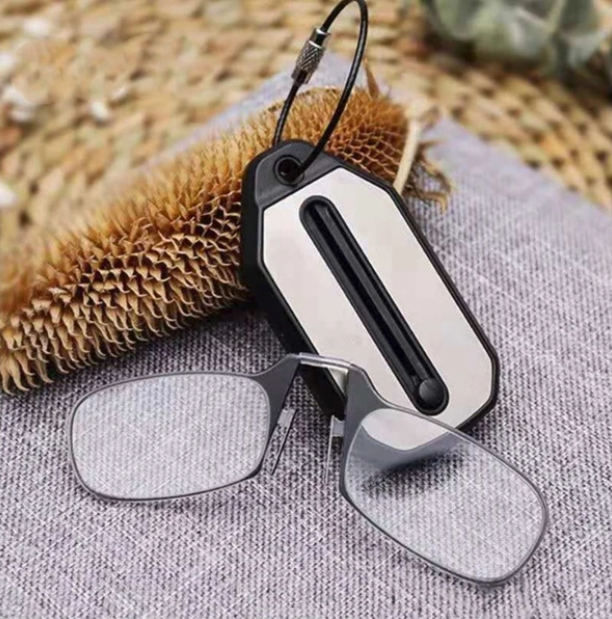 Reading Glasses Keychain Portable Compact Nose Clip Eyeglasses