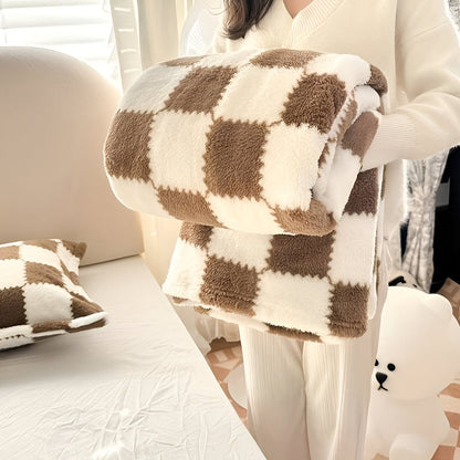 Checked Fleece Throw Blanket | Soft Cosy Layering