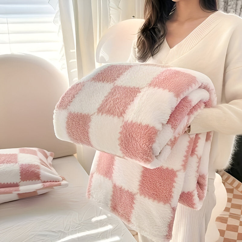 Checked Fleece Throw Blanket | Soft Cosy Layering