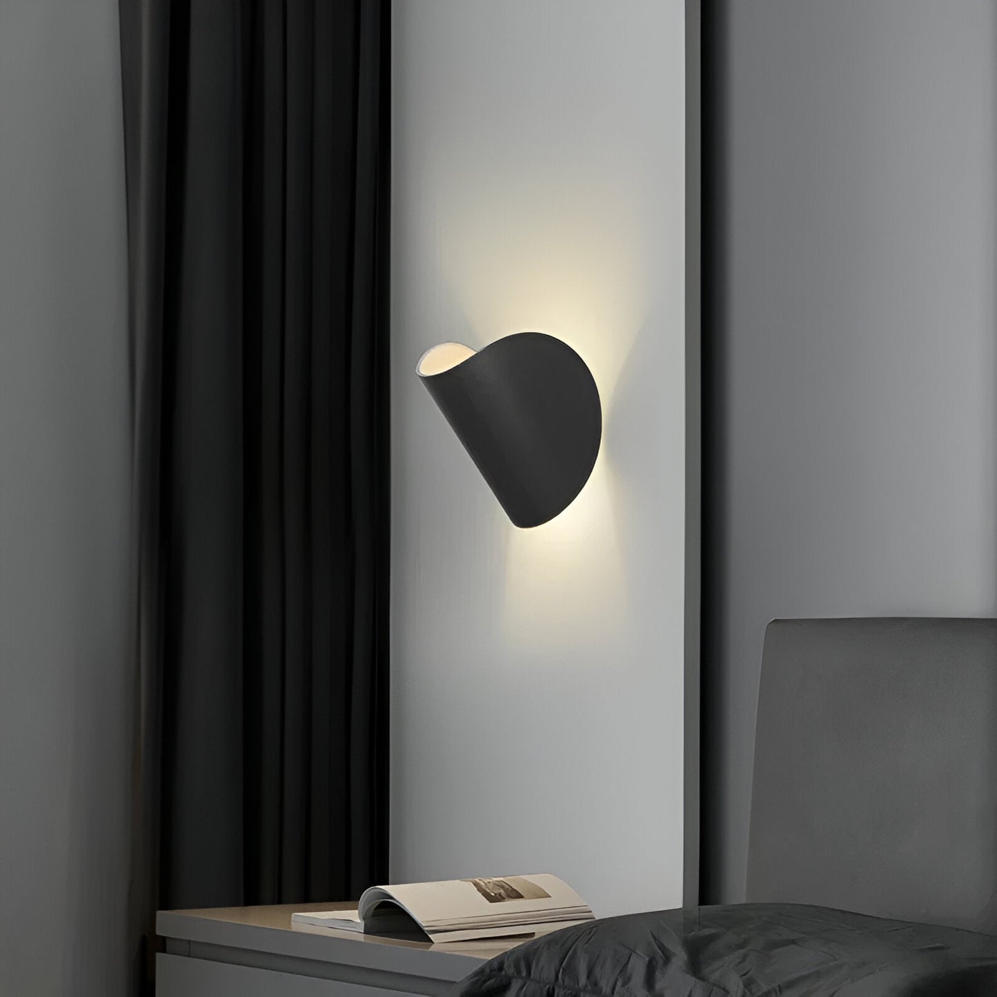 Wall Light | Rotatable Curve-Design Lamp