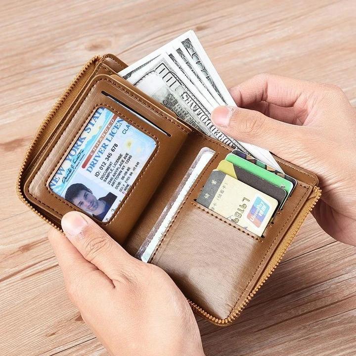 Compact wallet with RFID protection | Slim everyday carry