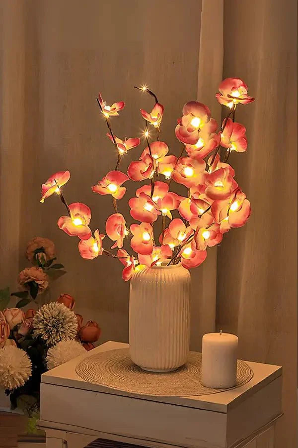 LED blossom branch lights | Warm floral table décor