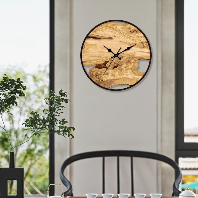Wood-Effect Wall Clock | Quiet modern centrepiece