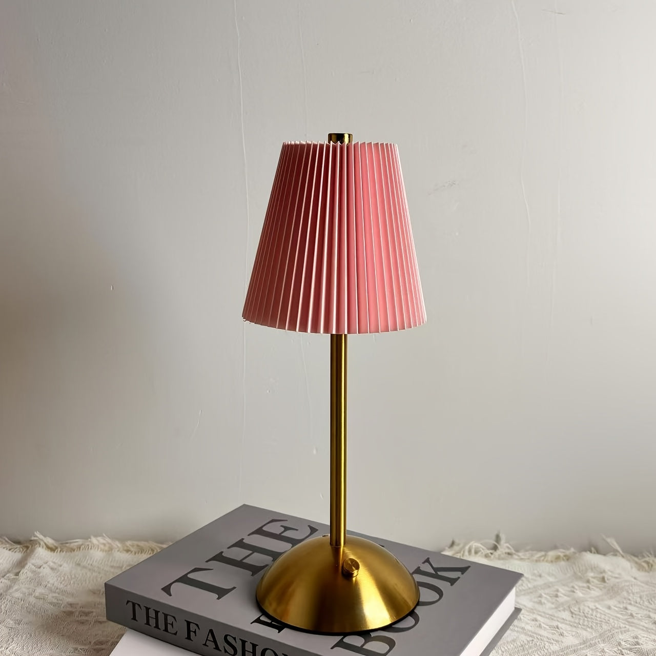 Modern Pleated LED Table Lamp | Touch Control & Rechargeable