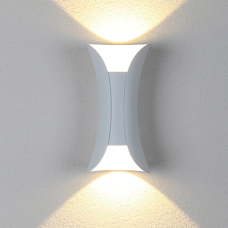 Weatherproof Outdoor LED Wall Light for Modern Spaces